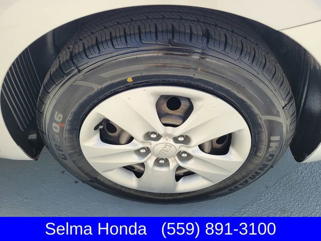 Used 2017 Kia Forte LX FWD image 24