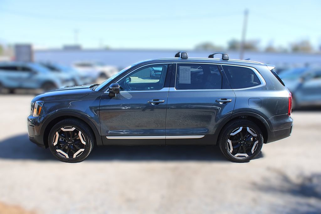 Used 2024 Kia Telluride S w/ S Sunroof Package image 14