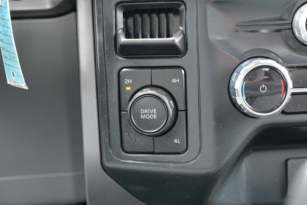 Used 2025 Ford F150 XLT w/ Equipment Group 301A Standard AWD/4WD image 33
