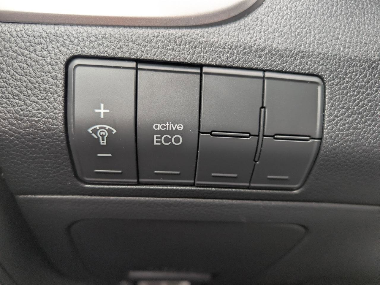 Used 2014 Hyundai Elantra GT w/ Option Group 03 image 21