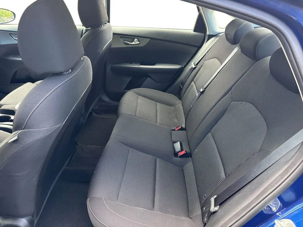 Used 2019 Kia Forte LXS FWD image 28