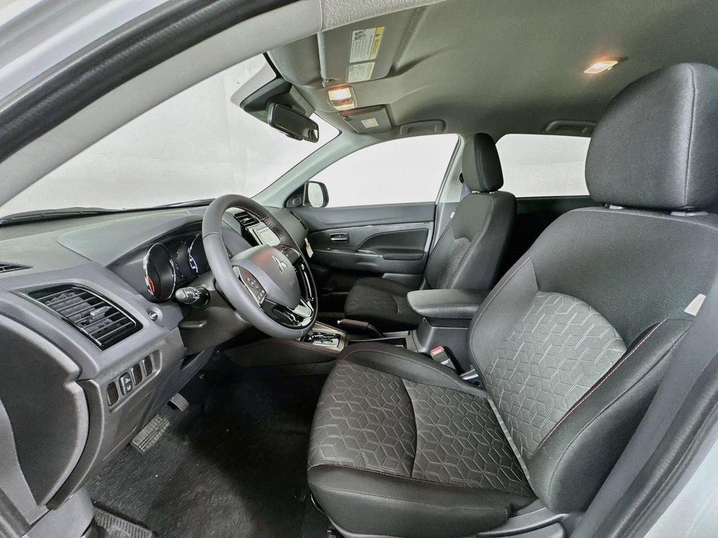New 2027 Mitsubishi Outlander Sport LE AWD/4WD image 20