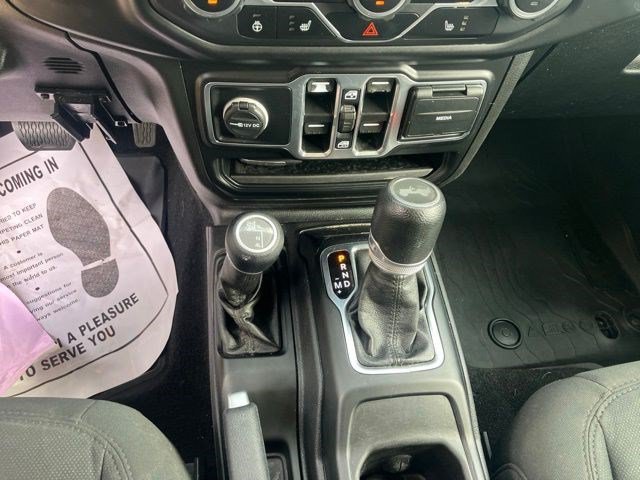 Certified 2020 Jeep Wrangler Unlimited Sport AWD/4WD image 19