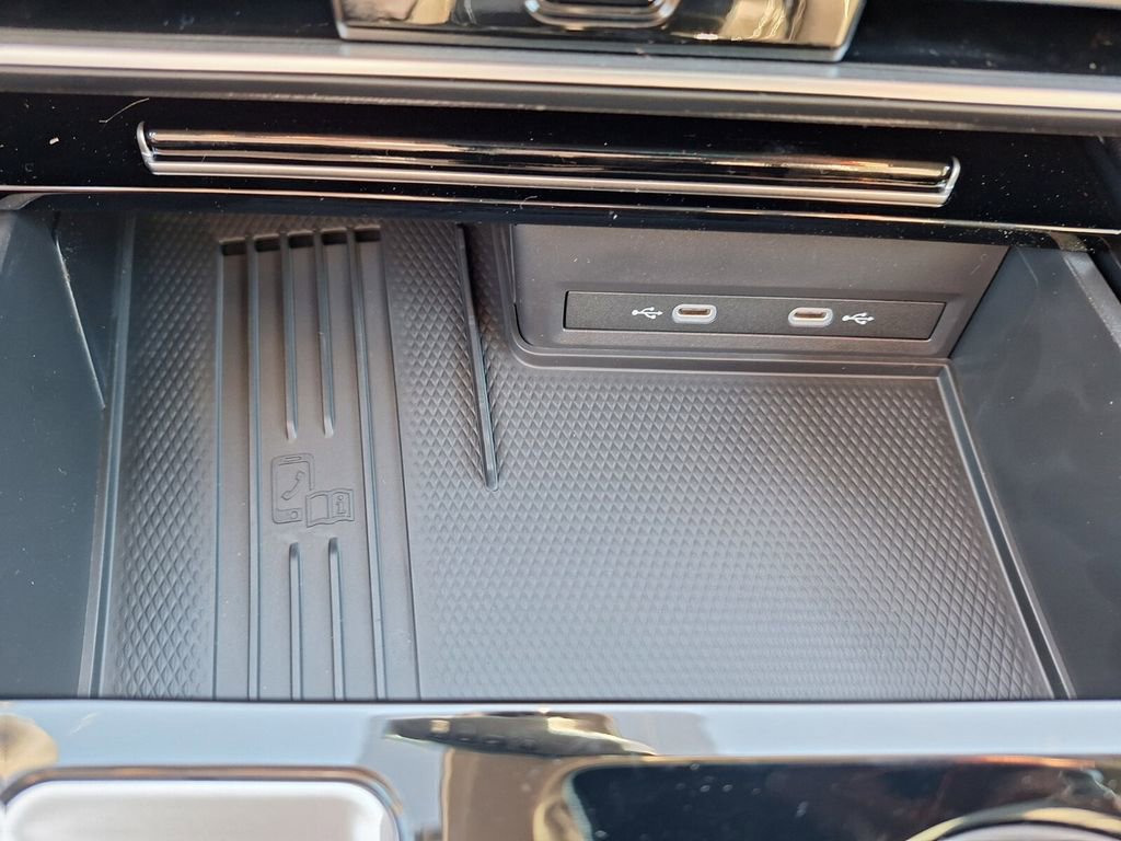 New 2026 Volkswagen Atlas SEL Premium R-Line AWD/4WD image 17