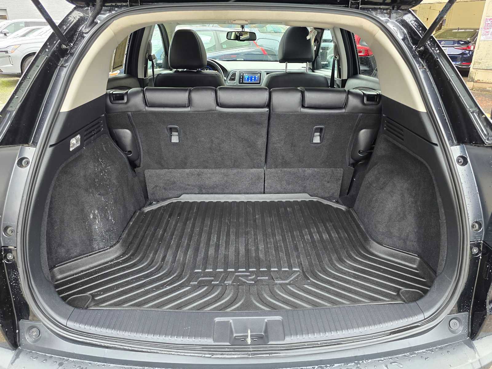 Used 2017 Honda HR-V EX-L image 25