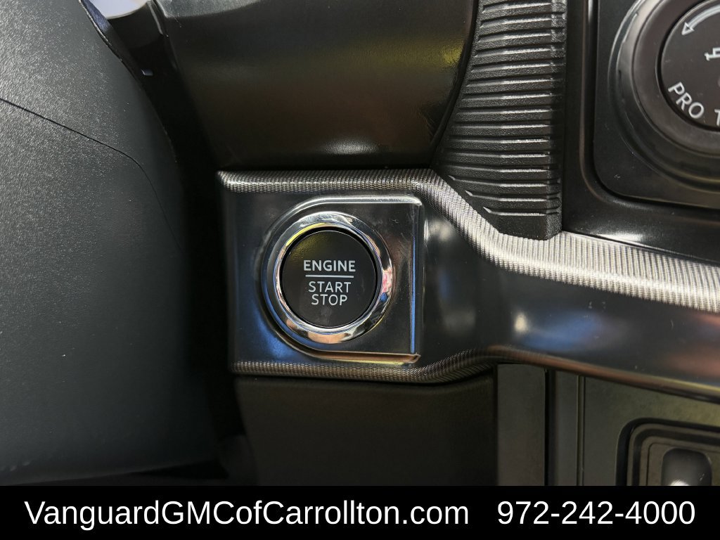 Used 2025 Ford F150 Raptor AWD/4WD image 24