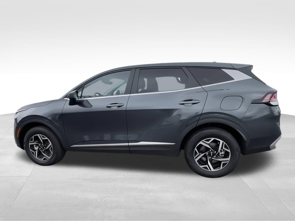 Used 2023 Kia Sportage LX AWD/4WD image 6