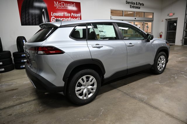 New 2026 Toyota Corolla Cross L image 5