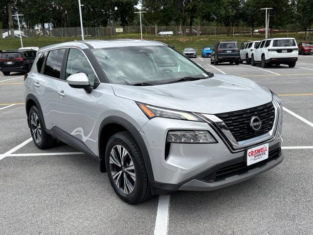 Used 2023 Nissan Rogue SV AWD/4WD image 2