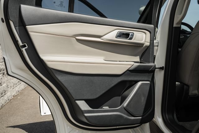 New 2026 Ford Explorer Active w/ Active Comfort Package AWD/4WD image 34