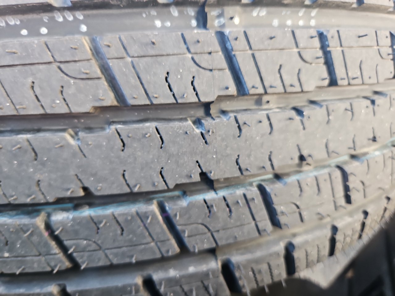 Used 2023 Toyota Highlander LE image 9