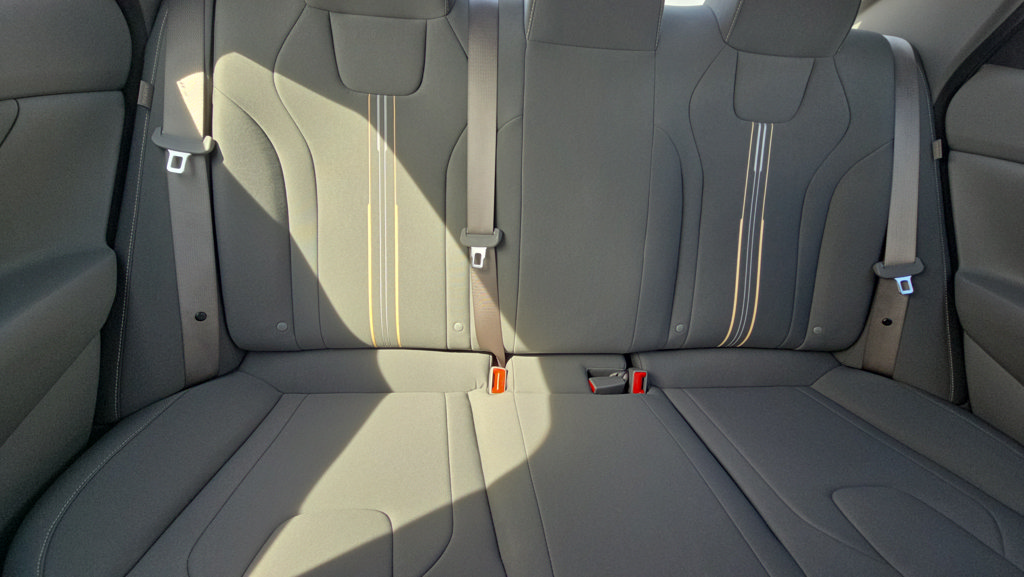 Certified 2026 Hyundai Elantra Sport FWD image 10