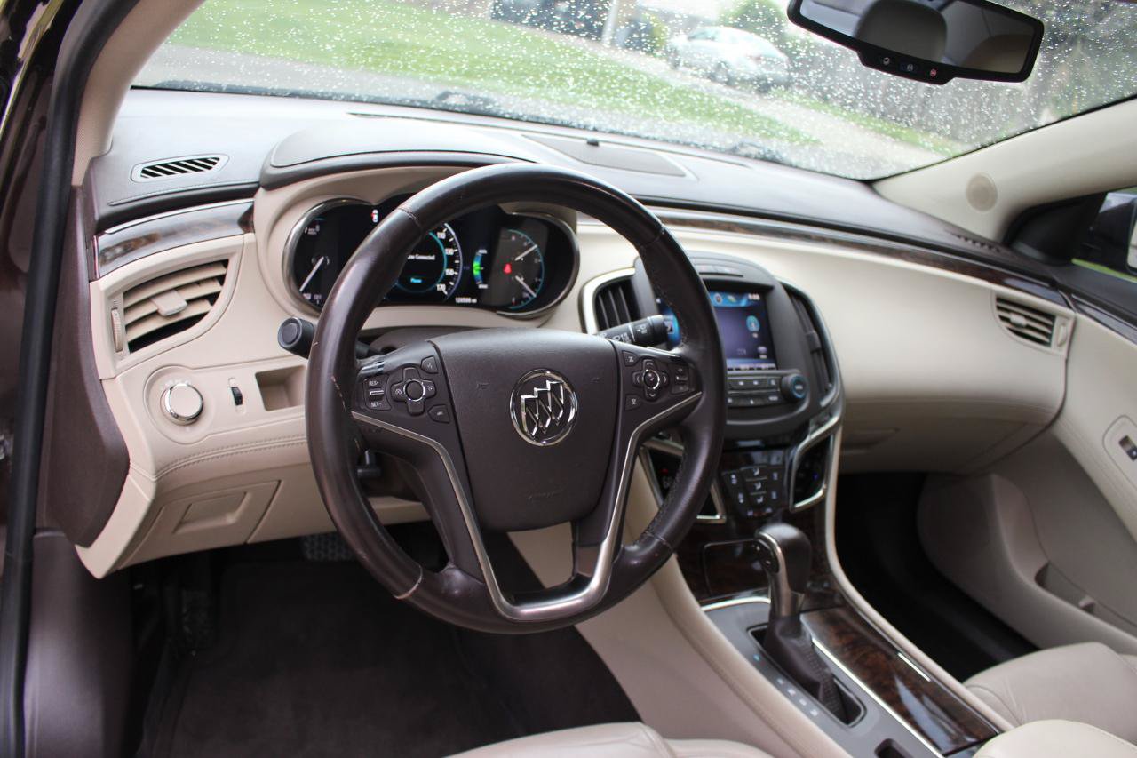 Used 2015 Buick LaCrosse Leather FWD image 17