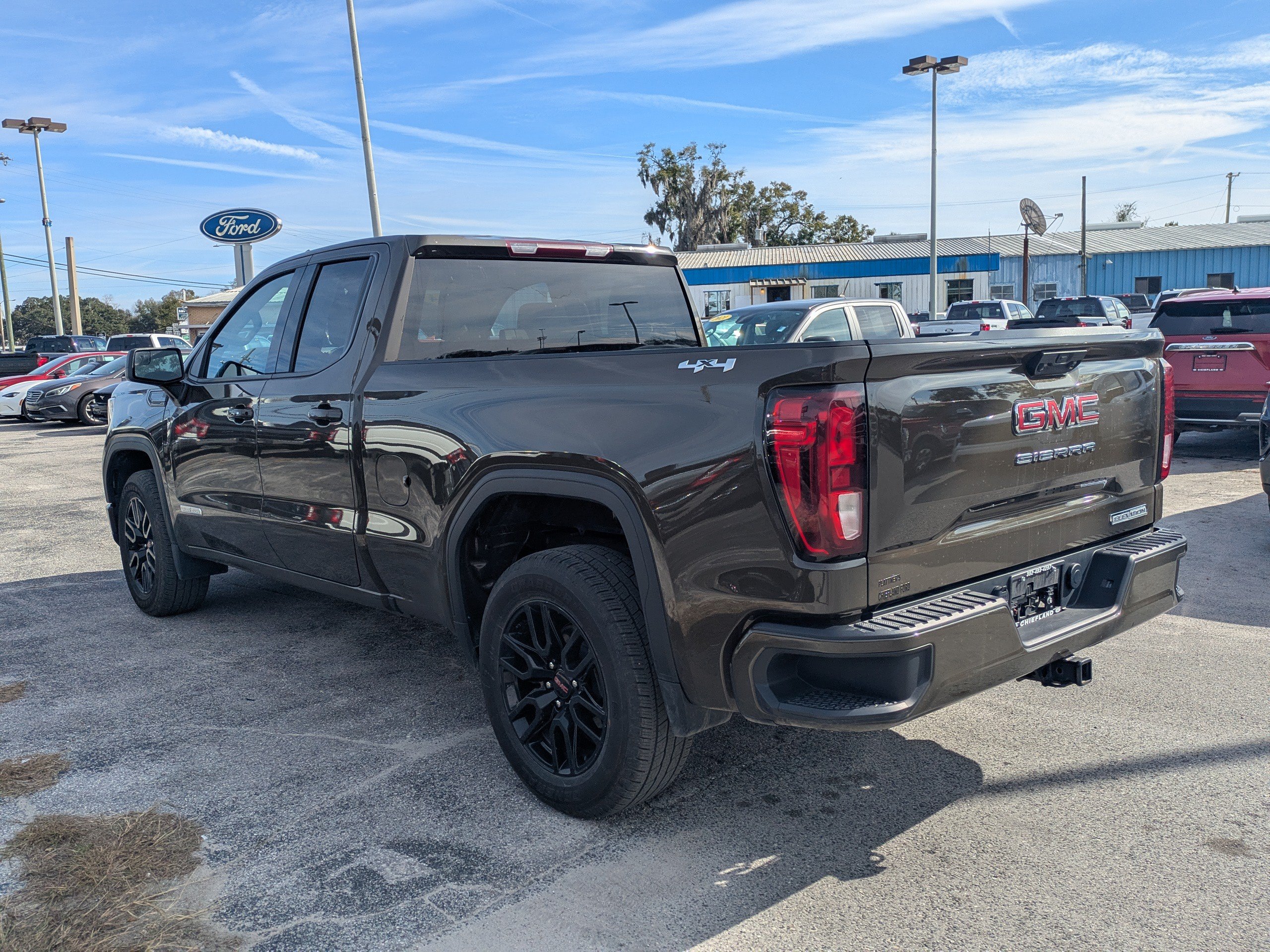 Used 2024 GMC Sierra 1500 Elevation image 6