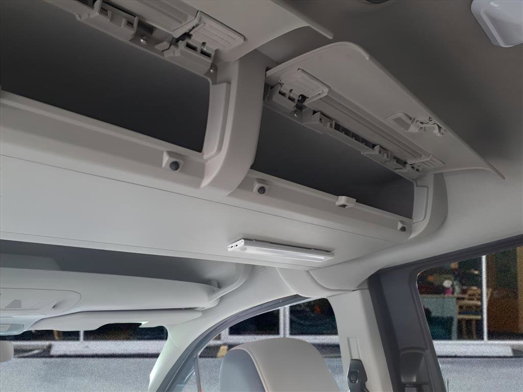 Used 2022 Ford Transit Connect Titanium w/ Trailer Tow Package image 13