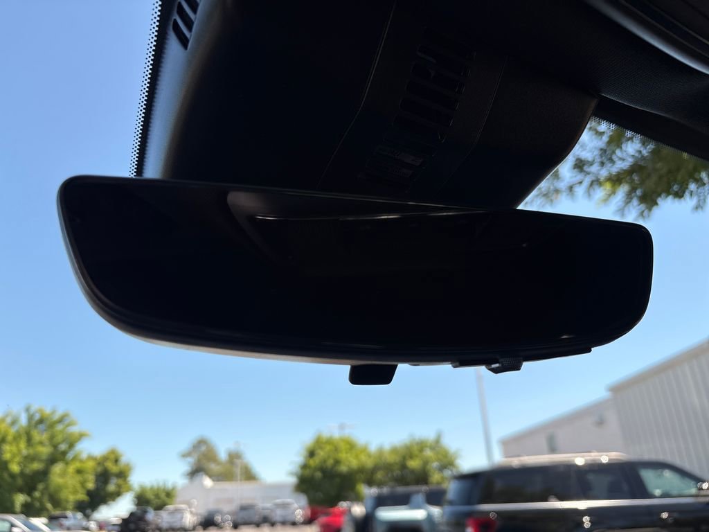 New 2026 Buick Enclave Avenir w/ Super Cruise Package FWD image 33
