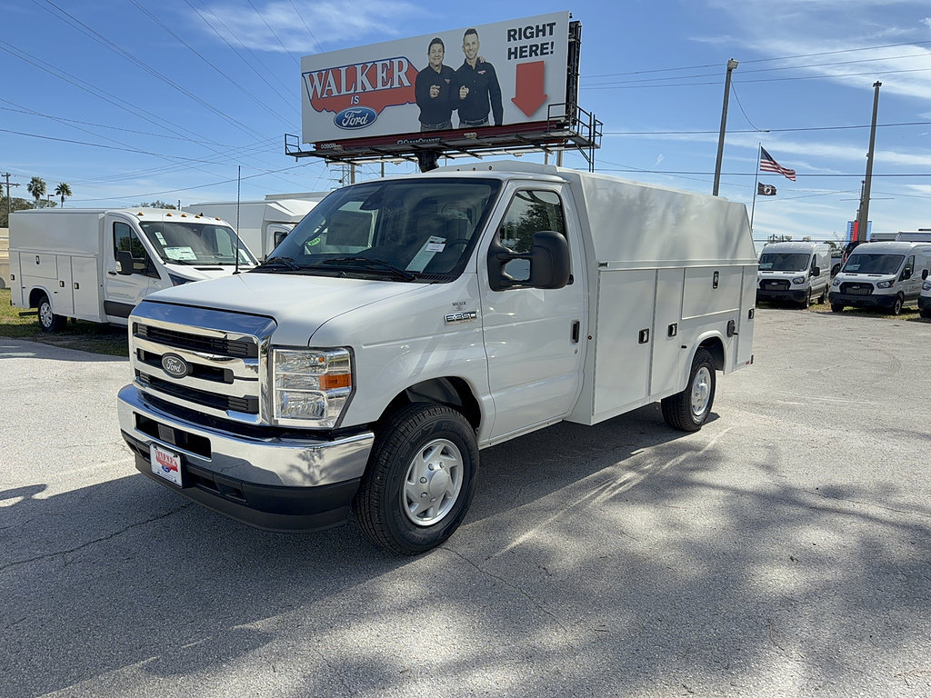 New 2026 Ford E-350 and Econoline 350 Super Duty w/ Power Equipment Group RWD image 2