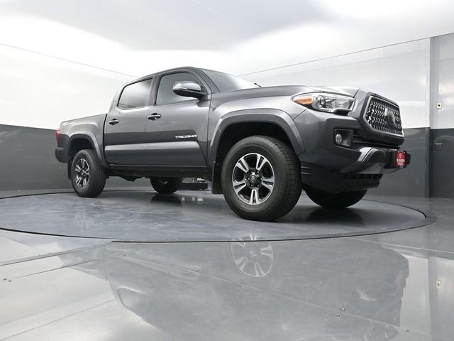 Used 2019 Toyota Tacoma TRD Sport image 33