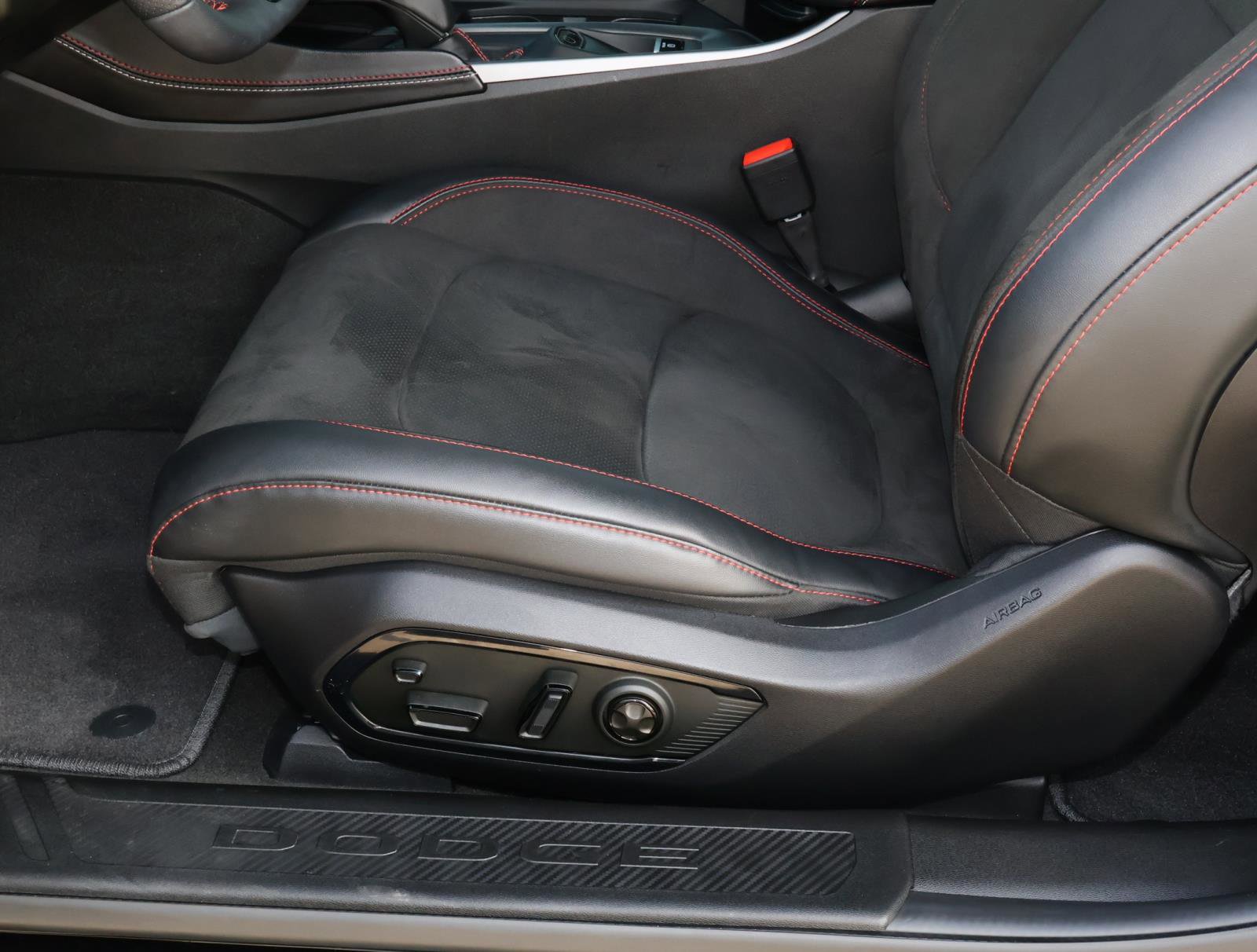 Used 2025 Dodge Charger R/T Scat Pack w/ Track Pack image 12