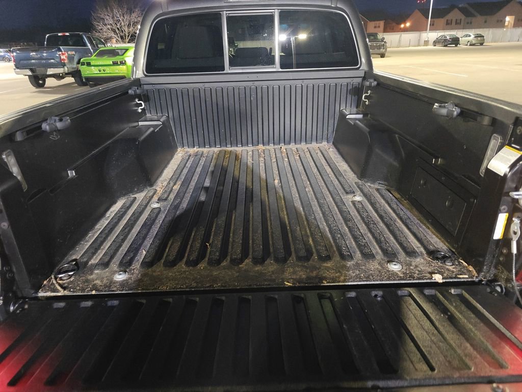 Used 2023 Toyota Tacoma SR image 5