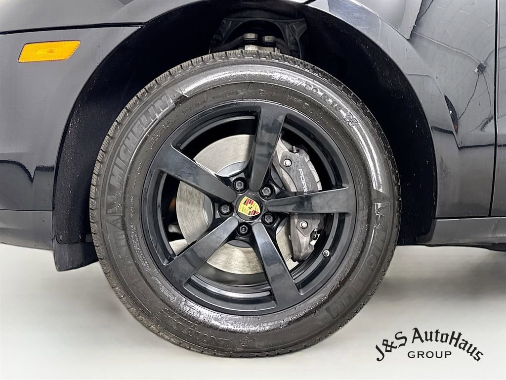 Used 2021 Porsche Macan image 37