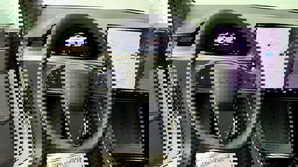 Used 2024 Tesla Model X image 13