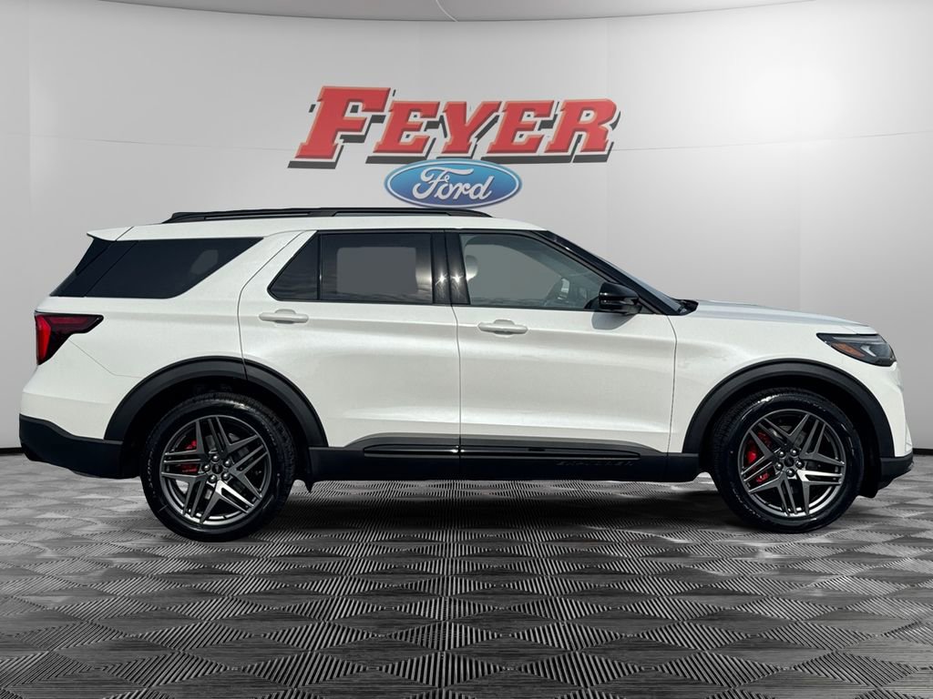 New 2026 Ford Explorer ST w/ Sun And Sound Package image 8