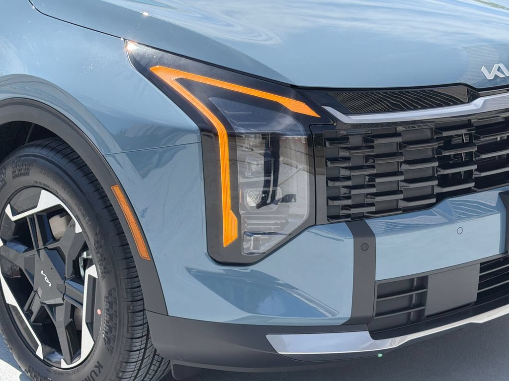 New 2027 Kia Sportage S FWD image 9
