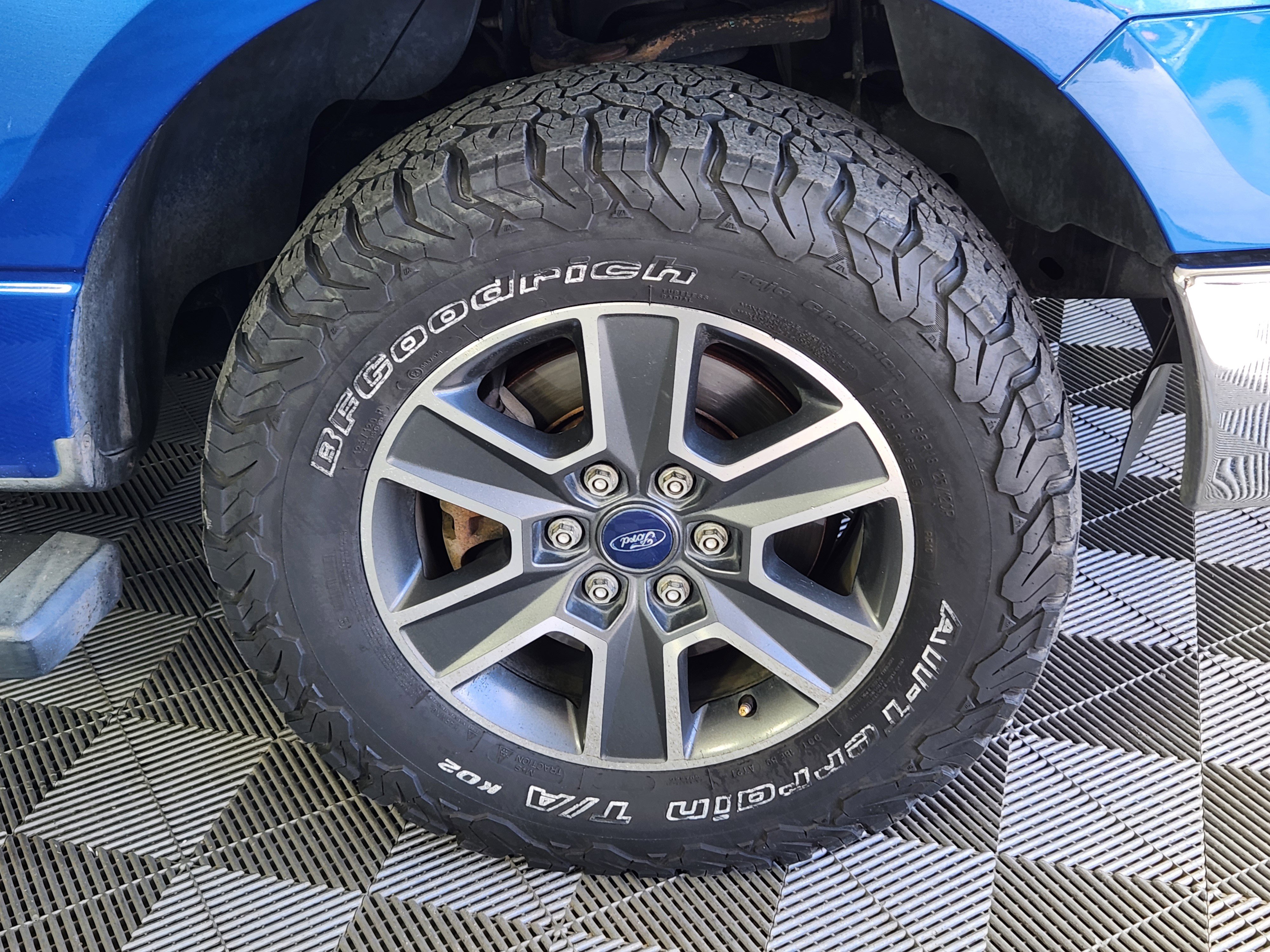 Used 2014 Ford F150 XLT w/ Equipment Group 301A Mid RWD image 9