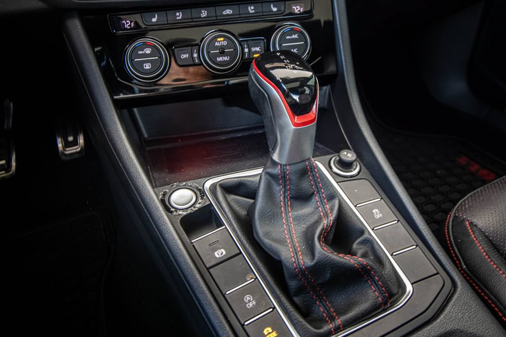 Used 2022 Volkswagen Jetta GLI Autobahn FWD image 31