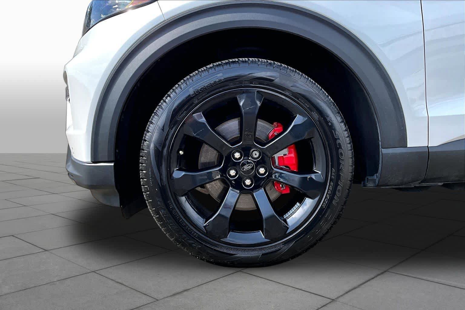 Used 2023 Ford Explorer ST w/ Equipment Group 401A AWD/4WD image 11