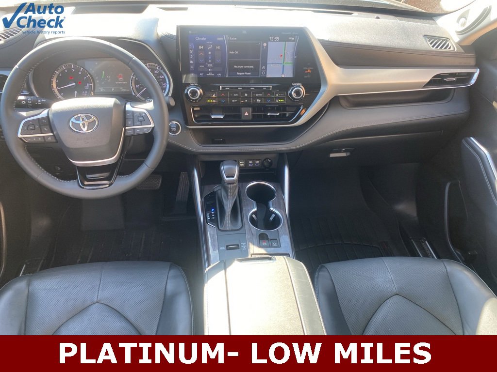 Used 2022 Toyota Highlander Platinum image 20