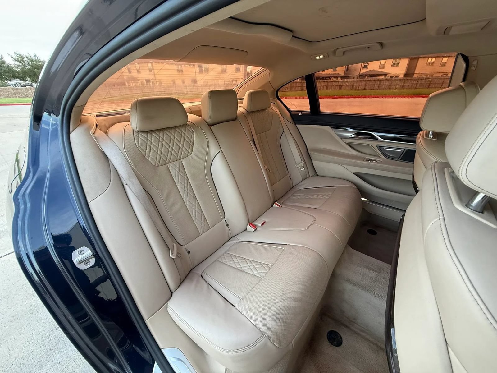 Used 2016 BMW 740i RWD image 18