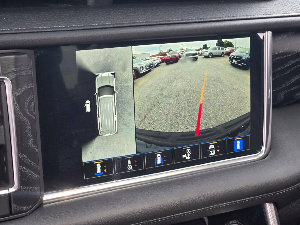 Used 2022 GMC Yukon Denali AWD/4WD image 42