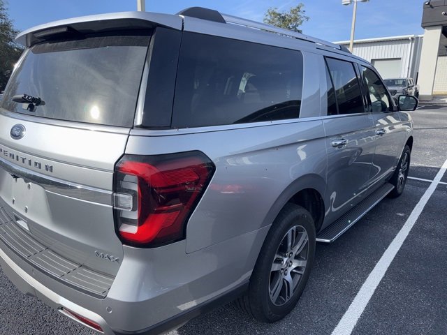 Used 2023 Ford Expedition Max Limited image 4