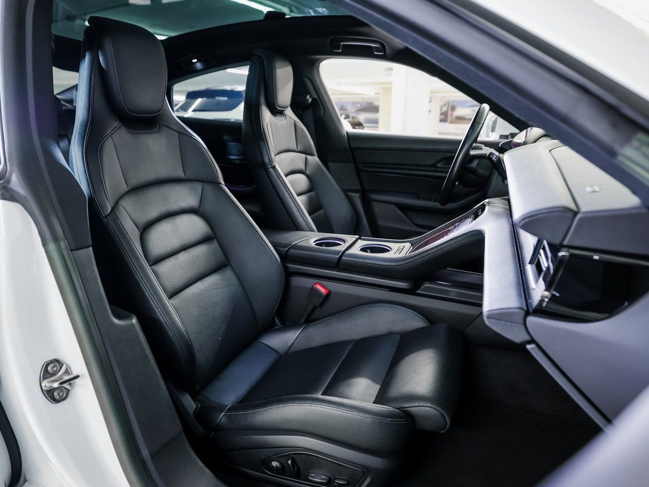 Certified 2022 Porsche Taycan RWD image 29