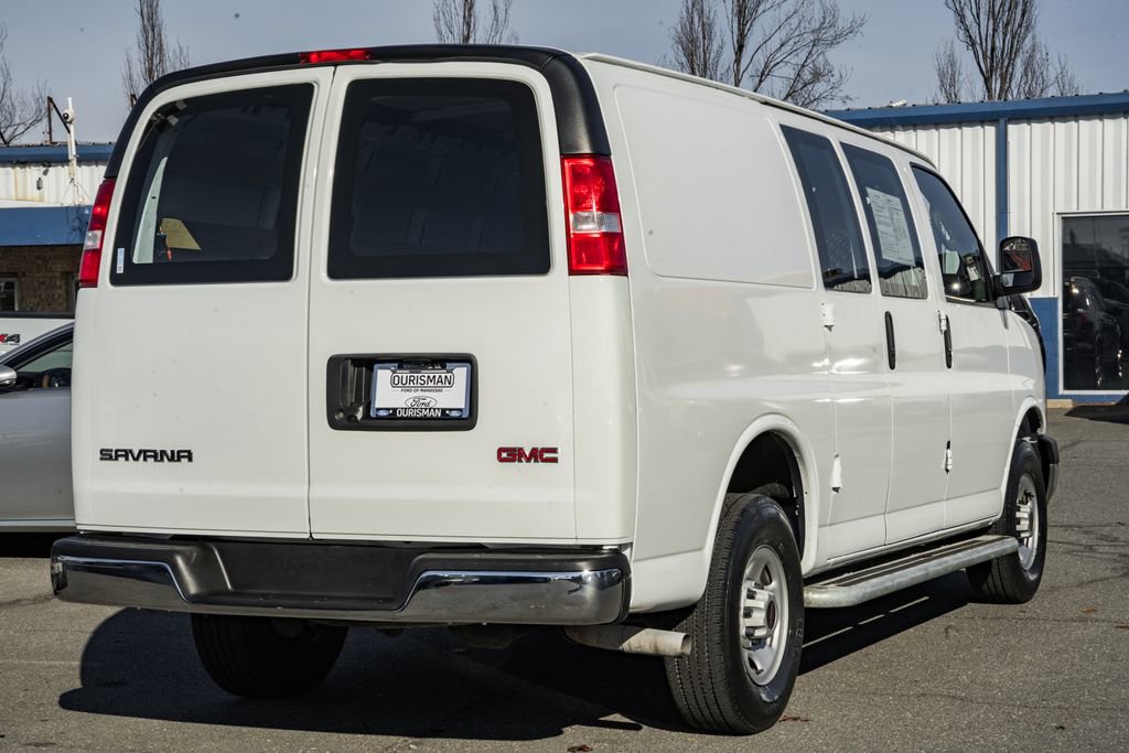 Used 2023 GMC Savana 2500 image 5