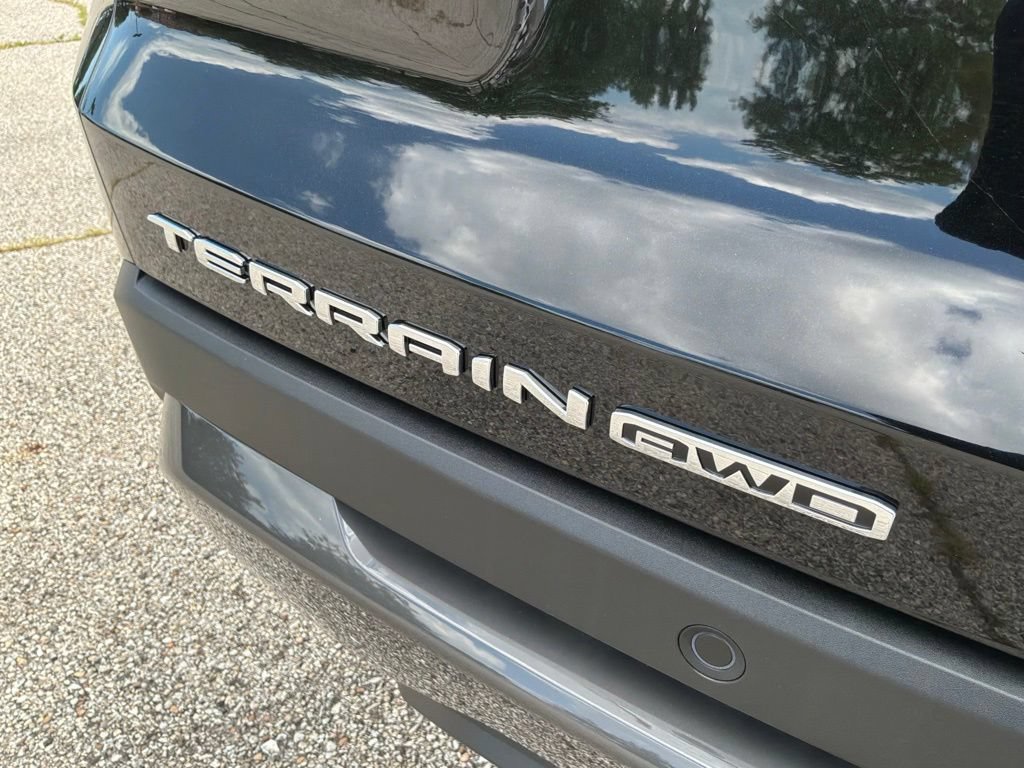 New 2027 GMC Terrain Elevation AWD/4WD image 17
