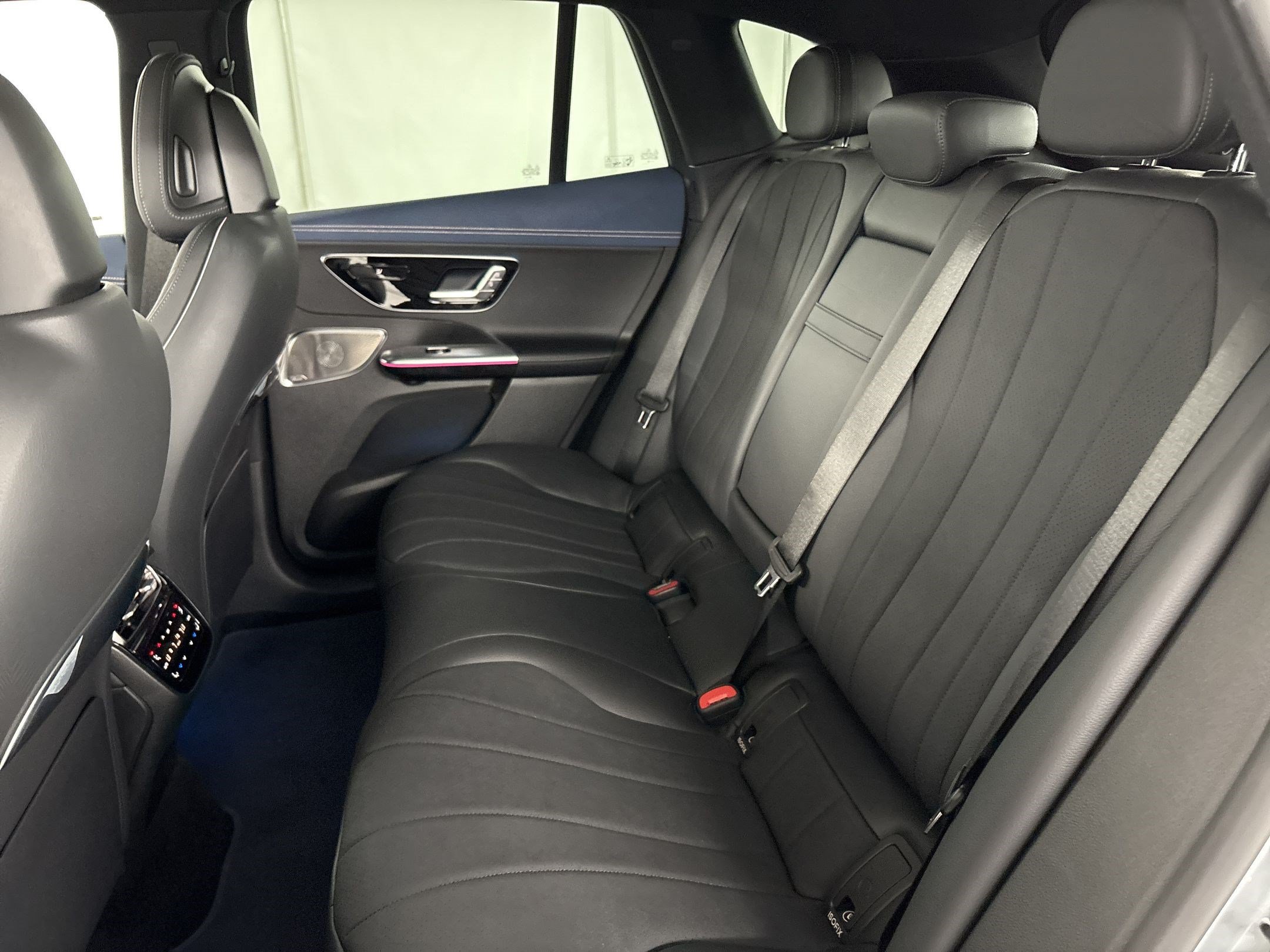 New 2026 Mercedes-Benz EQE 320 4MATIC SUV image 27