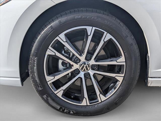 Used 2025 Volkswagen Jetta Sport image 22