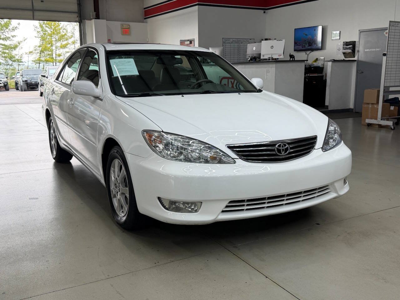 Used 2005 Toyota Camry XLE