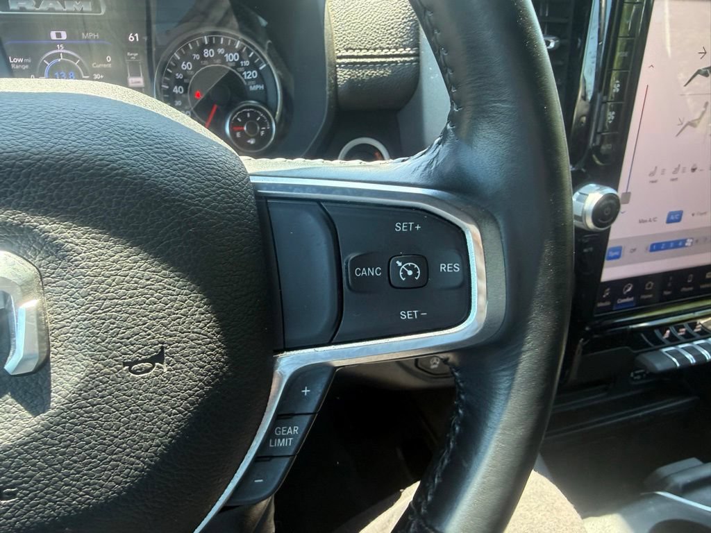 Used 2023 RAM 1500 Laramie AWD/4WD image 19