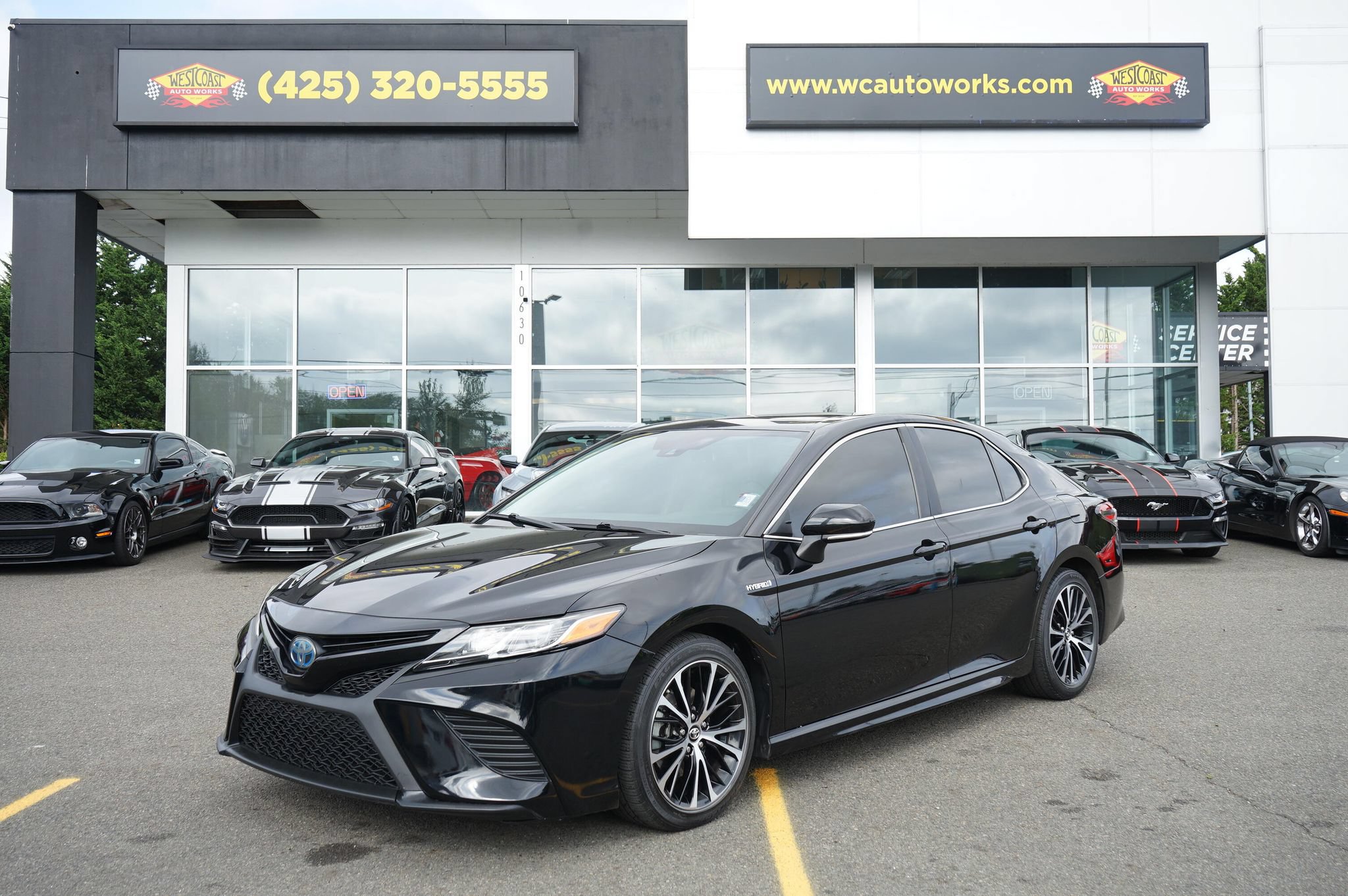 Used 2019 Toyota Camry SE w/ Audio Package