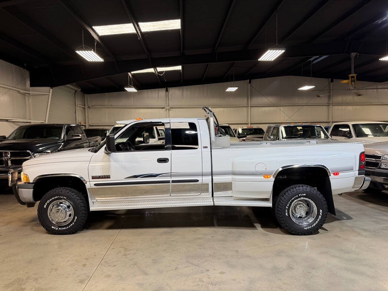 Used 2001 Dodge Ram 3500 Truck 4x4 Quad Cab image 7