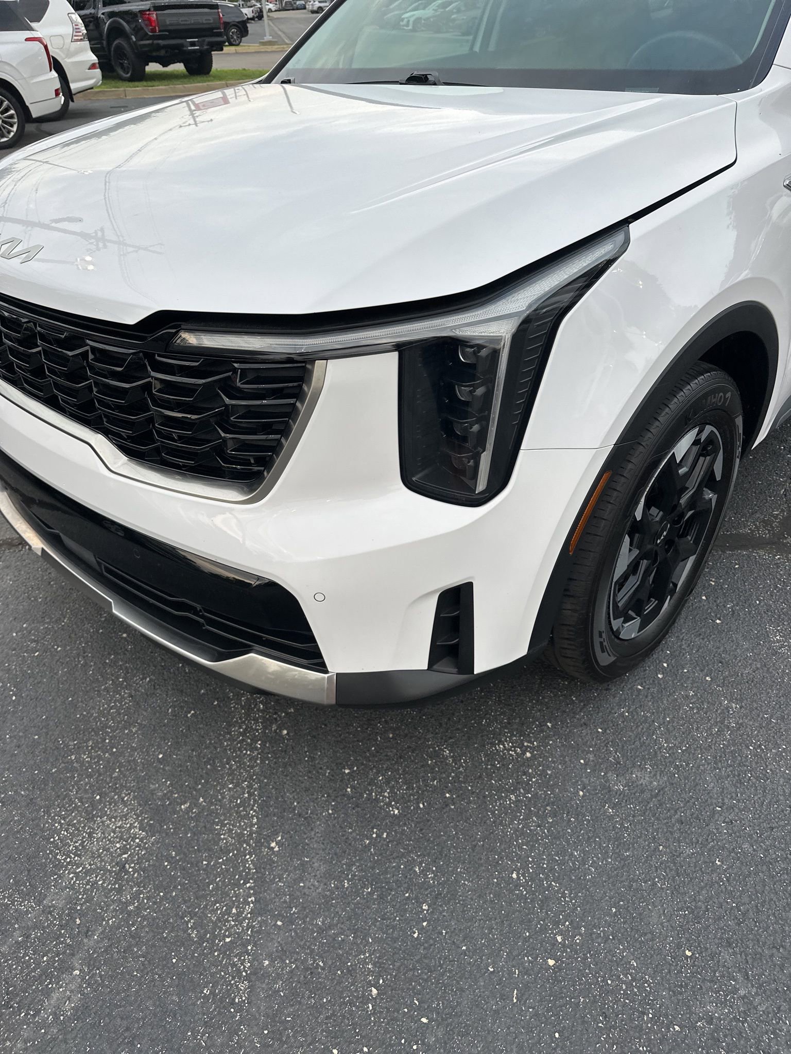 Used 2024 Kia Sorento S image 14