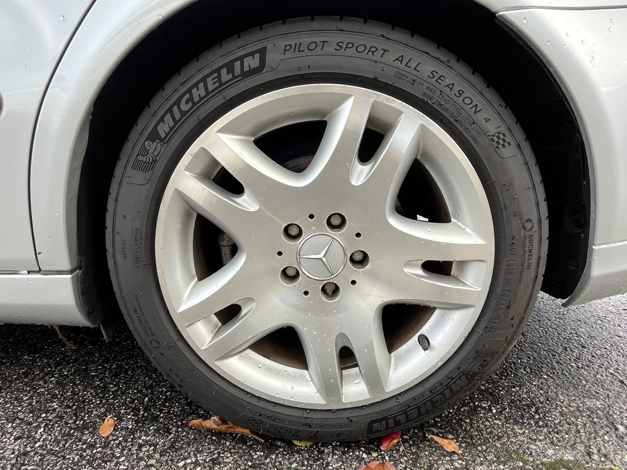 Used 2003 Mercedes-Benz E 500 Sedan image 23