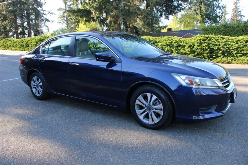 Used 2015 Honda Accord LX image 2