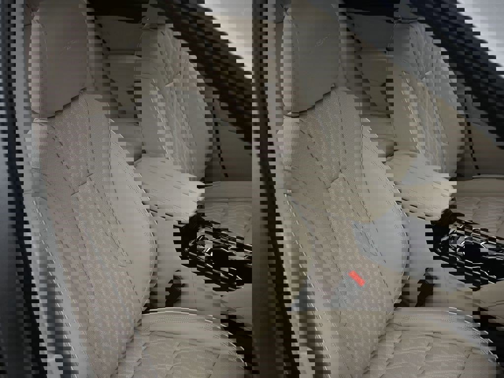 Used 2023 Buick Envision Avenir AWD/4WD image 14