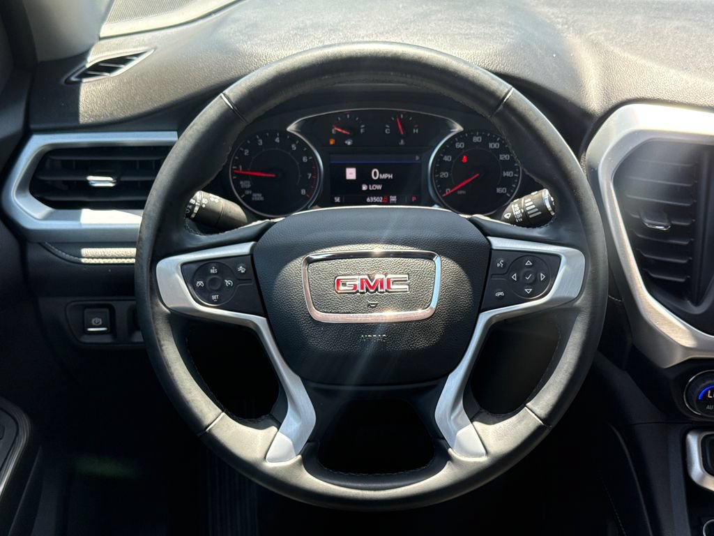Used 2023 GMC Acadia SLT AWD/4WD image 16