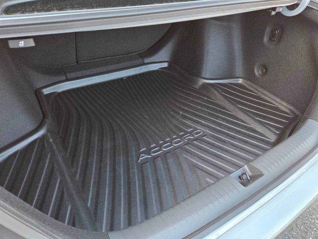 Certified 2024 Honda Accord EX image 14